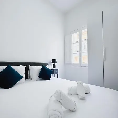 Valletta Waterfront 2br Flat By Arco Collection *