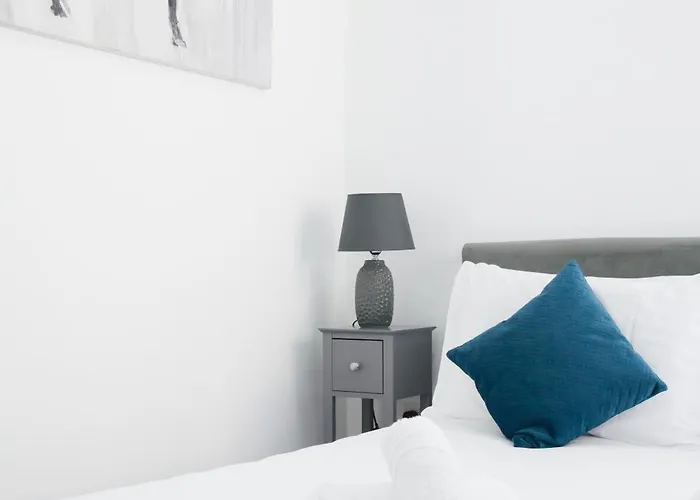 Valletta Waterfront 2br Flat By Arco Collection Апартаменты Флориана