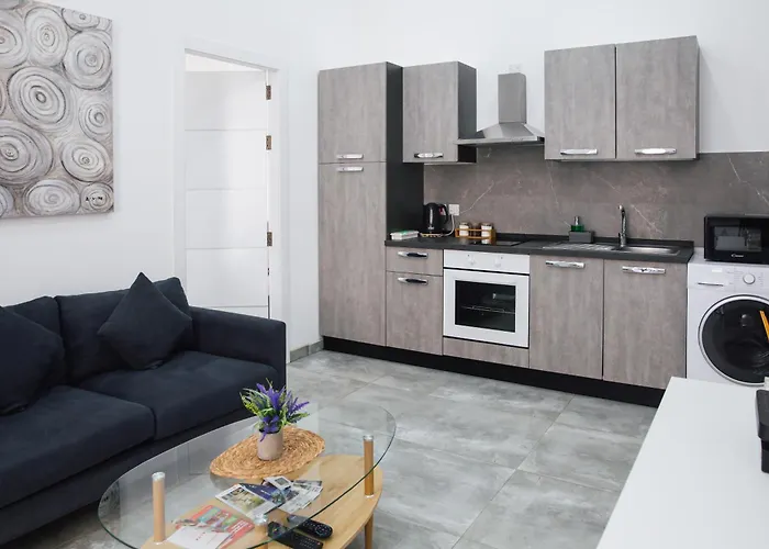 Valletta Waterfront 2br Flat By Arco Collection Апартаменты