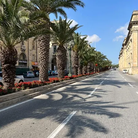 Valletta Waterfront 2 Beds Flat By Arcobnb Apartment Il-Furjana