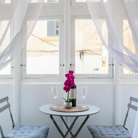 Valletta Waterfront 2 Beds Flat By Arcobnb Apartment Il-Furjana