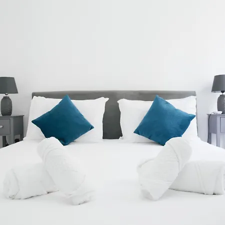 Valletta Waterfront 2br Flat By Arco Collection * Il-Furjana
