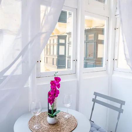 Valletta Waterfront 2br Flat By Arco Collection * Floriana