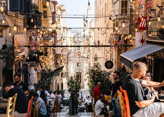 Valletta Waterfront 2br Flat By Arco Collection *