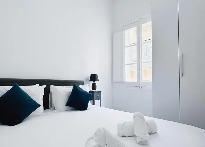 Valletta Waterfront 2br Flat By Arco Collection *